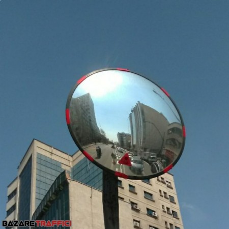 Convex road and parking mirror