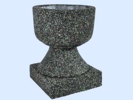 Pertikan three-piece stone vases