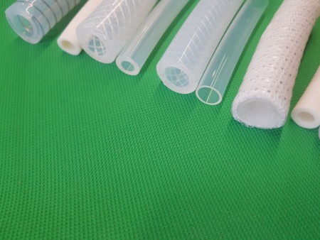 Silicone pipes and fittings for pharmaceutical and food industries