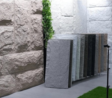 Polyurethane natural rock wall covering