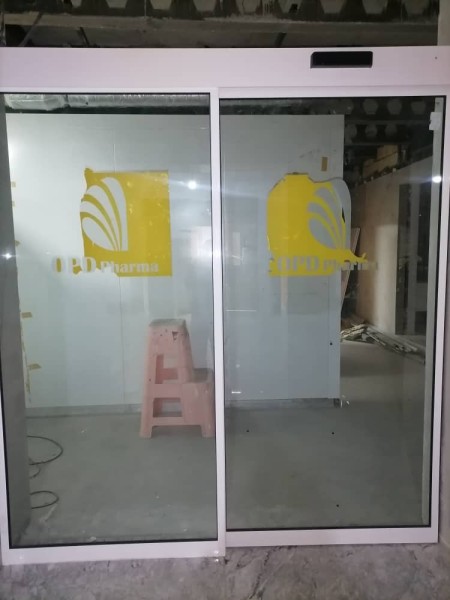 Younik automatic glass door, repairs and sales, 26764011