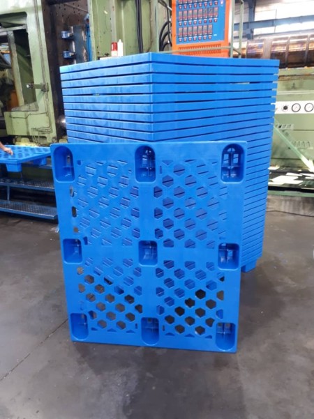 7 kg pallet, light plastic pallet, egg plastic pallet