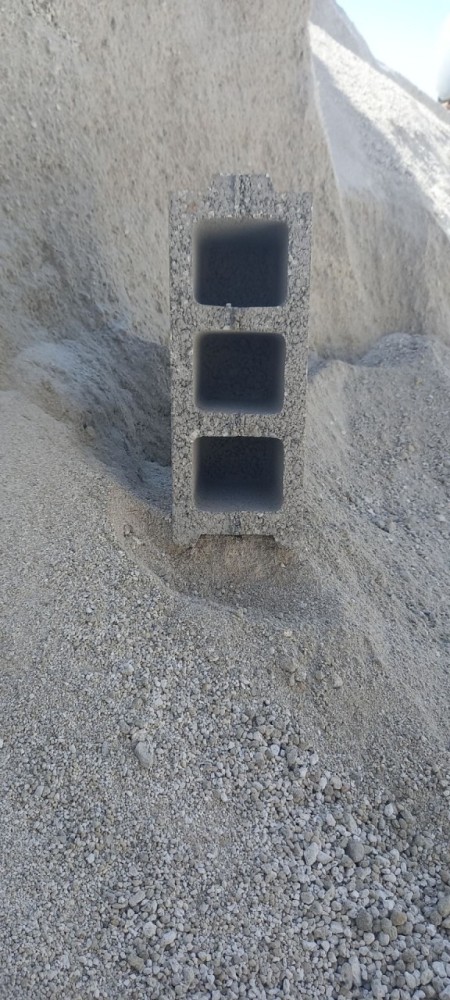 Light pumice block with dimensions of 15x20x40