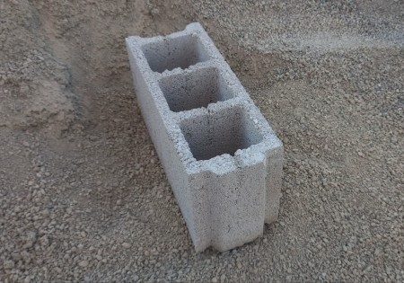 Light pumice block with dimensions of 15x20x40