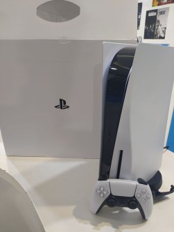 کنسول بازی Playstation 5 اصفهان