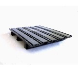 Durable plastic pallet