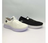 Textured sports shoes without laces